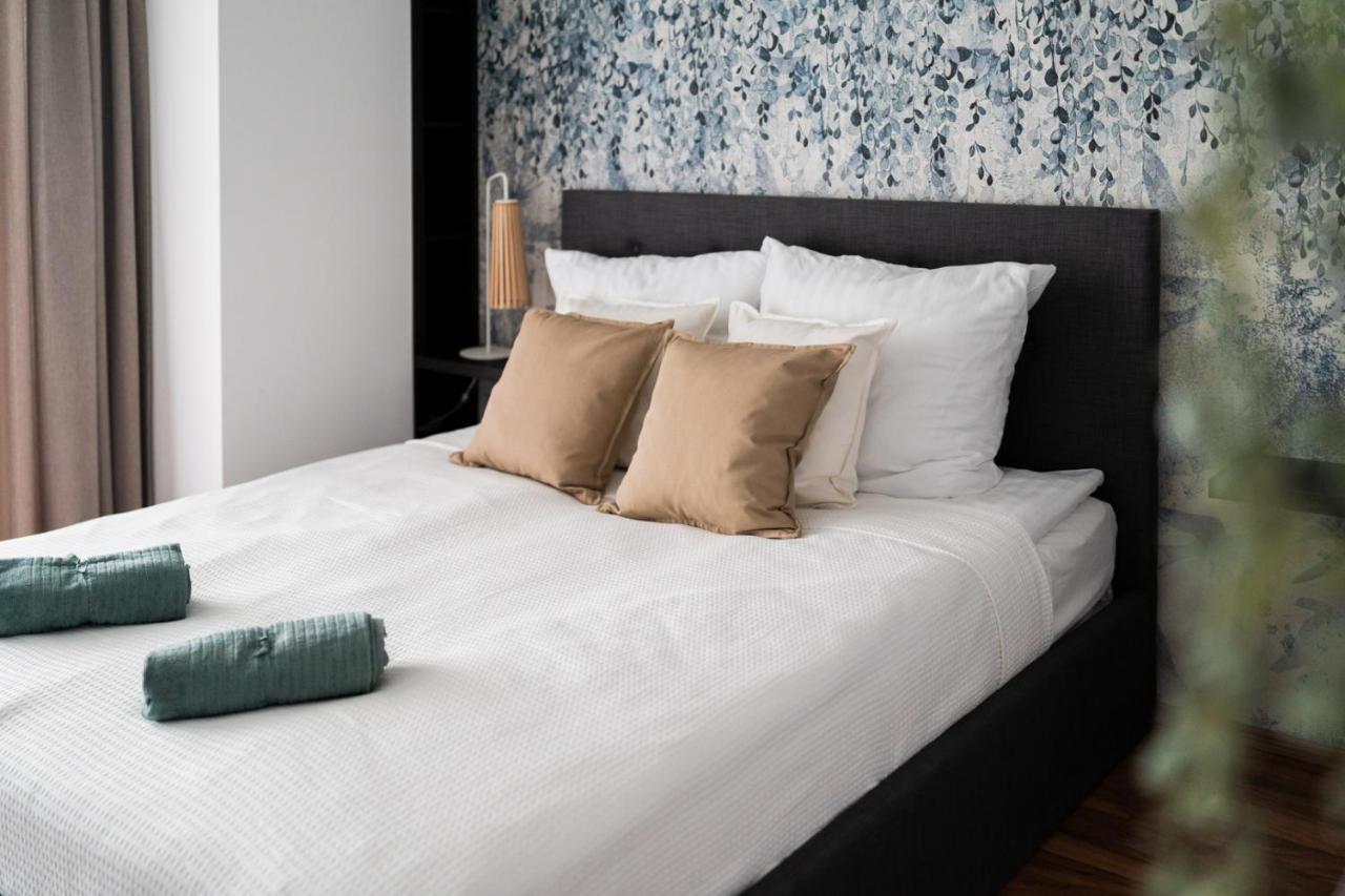 Big Apart - Atal Towers - 3 Rooms - Private Parking Place Breslavia Esterno foto