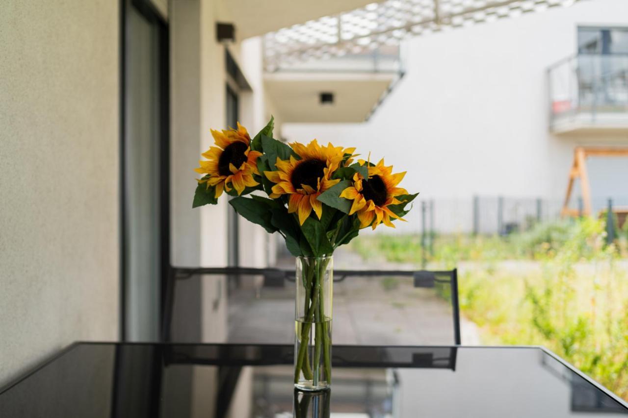 Big Apart - Atal Towers - 3 Rooms - Private Parking Place Breslavia Esterno foto
